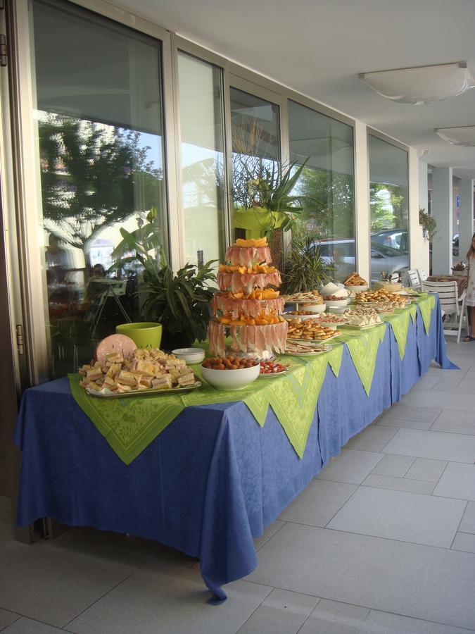 Hotel Capri Bellaria-Igea Marina Exterior foto