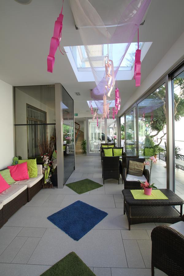 Hotel Capri Bellaria-Igea Marina Exterior foto